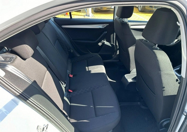 Skoda Octavia cena 52900 przebieg: 75522, rok produkcji 2019 z Krynica Morska małe 254